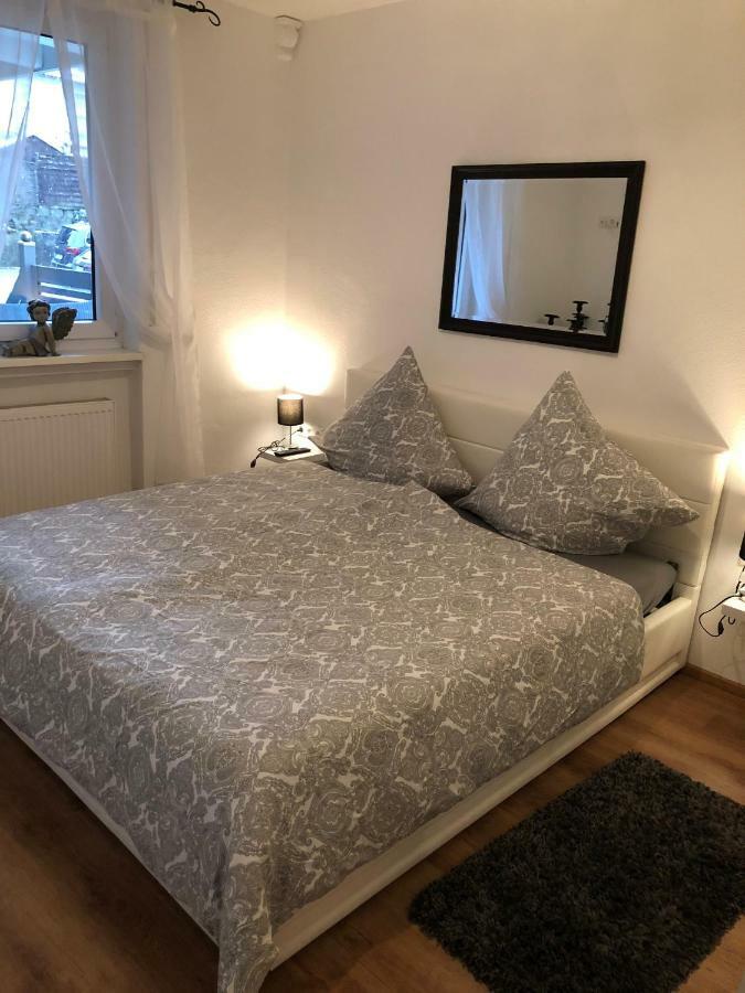 Modernes Und Gemuetliches Appartment Mit Terrasse, Stadtnah Ravensburg Exteriör bild