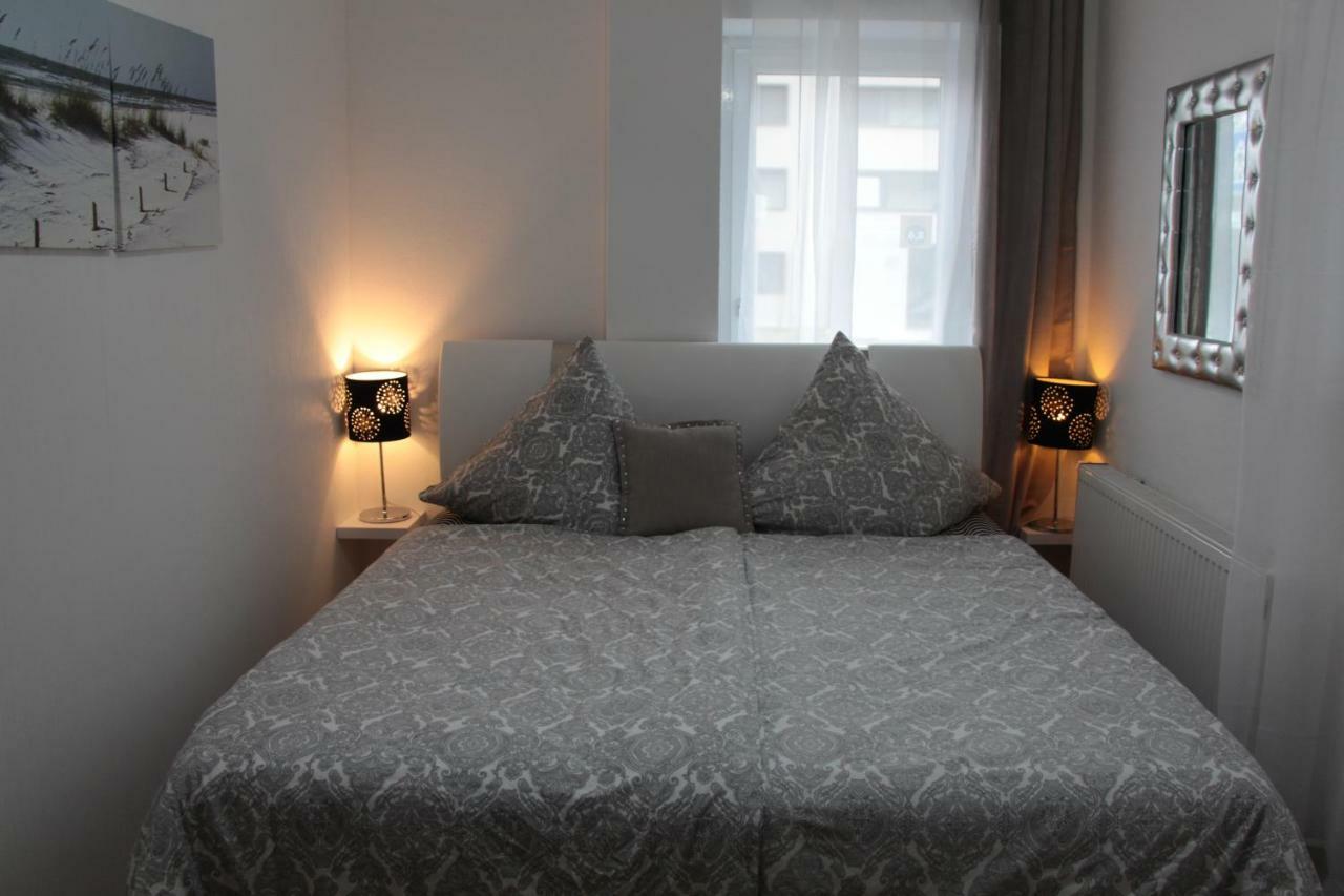 Modernes Und Gemuetliches Appartment Mit Terrasse, Stadtnah Ravensburg Exteriör bild